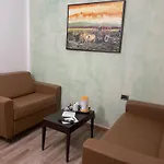 Lauro غْرافيدونا