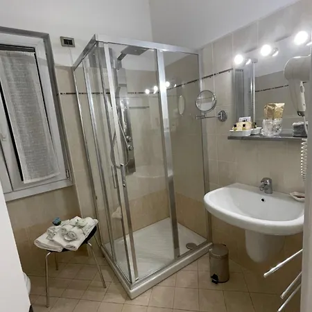 Hotel Lauro 3*